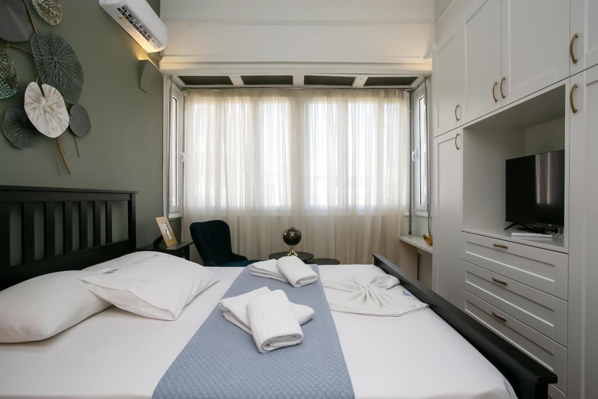 Ourania By Heloni Apartments Athen Eksteriør billede